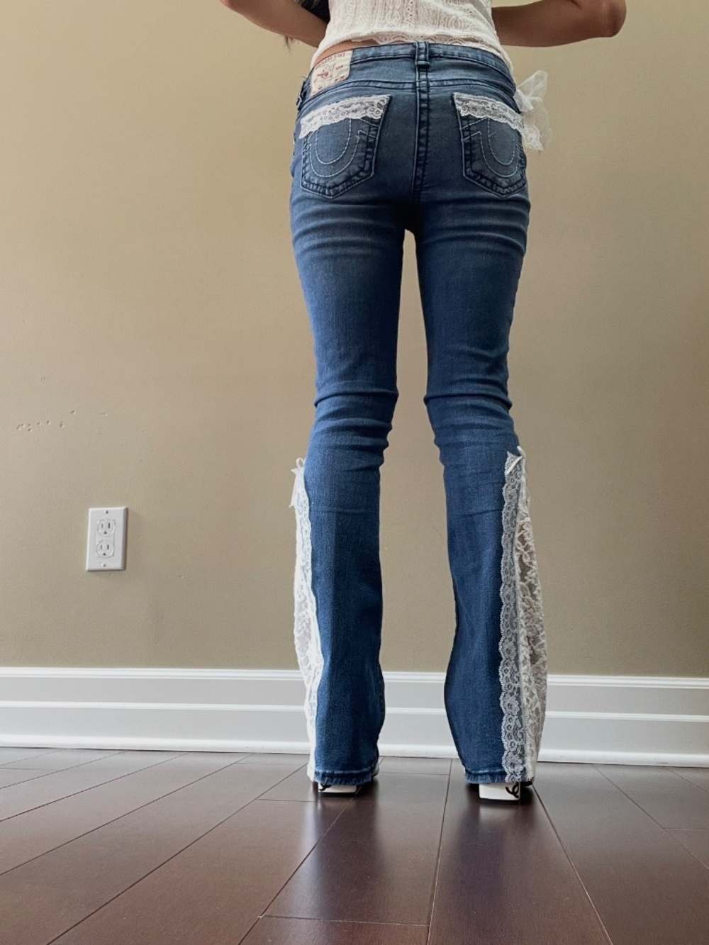 Handmade True Religion lace jeans - Picture 6 of 6